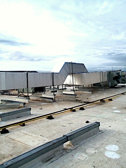 Rooftop duct